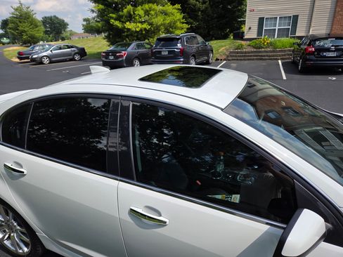 Used 2015 Chevrolet SS RWD image 9