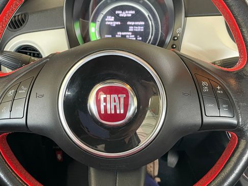Used 2013 FIAT 500 e w/ Esport Pkg image 9