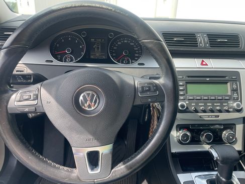 Used 2009 Volkswagen CC Sport image 11