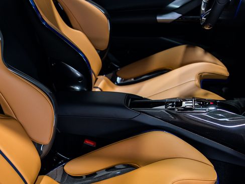 Used 2023 Ferrari SF90 Stradale image 11