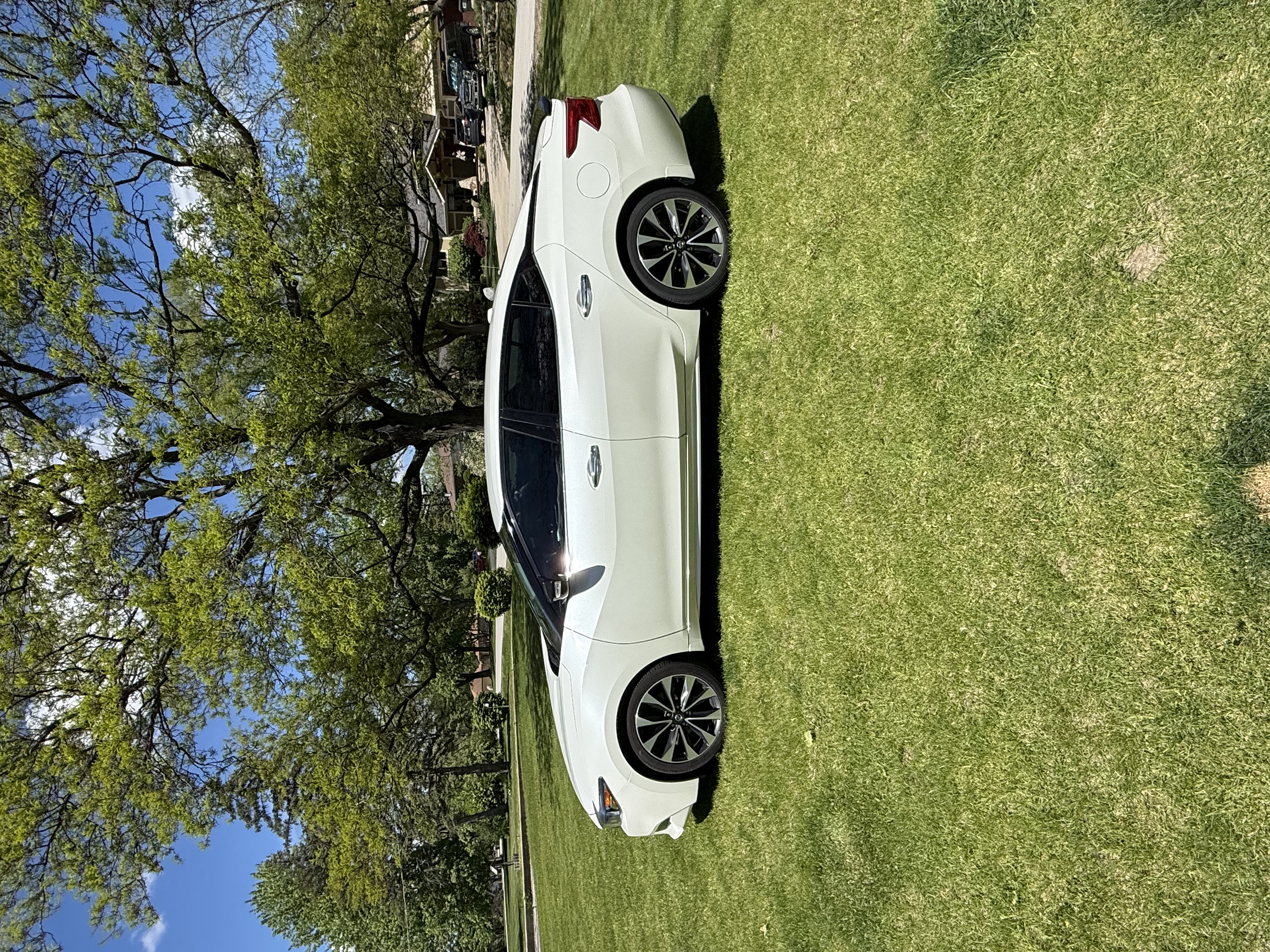 Used 2017 Nissan Maxima SR FWD image 2