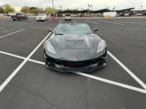 Used 2016 Chevrolet Corvette Z06 w/ 3LZ Preferred Equipment Group image 2