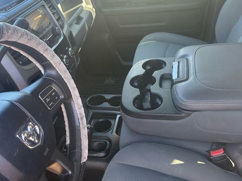 Used 2016 RAM 3500 Tradesman w/ Chrome Appearance Group image 18