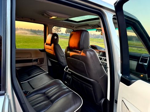 Used 2010 Land Rover Range Rover HSE LUX AWD/4WD image 9