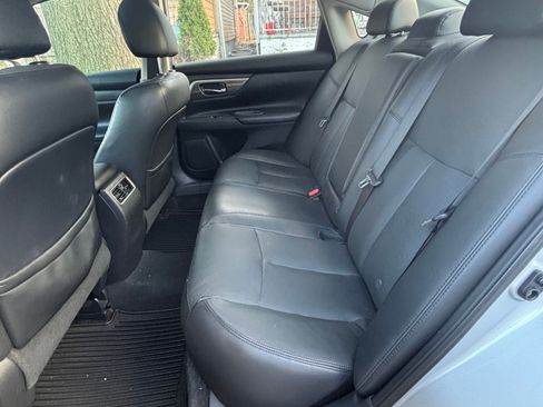 Used 2014 Nissan Altima 2.5 SL w/ Technology Package image 10