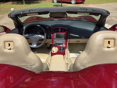 Used 2007 Chevrolet Corvette Convertible w/ Preferred Equipment Group image 12