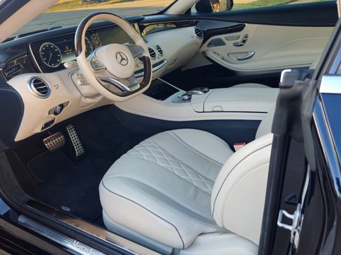 Used 2017 Mercedes-Benz S 550 4MATIC Coupe image 8