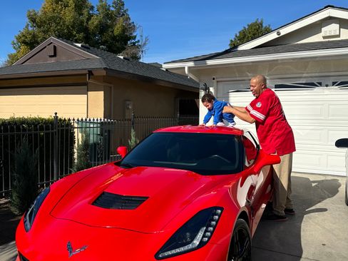 Used 2016 Chevrolet Corvette Stingray Coupe RWD image 1