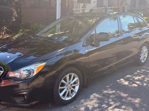 Used 2013 Subaru Impreza 2.0i Premium w/ Utility Pkg 1B AWD/4WD image 9