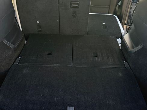 Used 2025 Tesla Model Y Long Range image 12