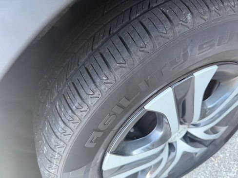 Used 2016 Toyota RAV4 LE image 12