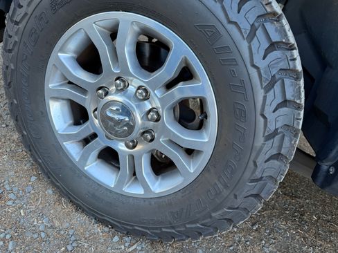 Used 2015 RAM 2500 Laramie w/ Convenience Group AWD/4WD image 17