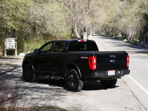 Used 2022 Ford Ranger Lariat w/ Tremor Off-Road Package AWD/4WD image 6