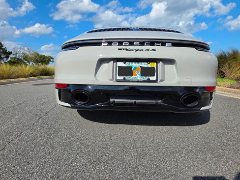 Used 2024 Porsche 911 Targa 4S image 4