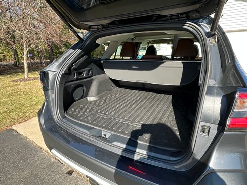 Used 2024 Subaru Outback Touring XT image 9