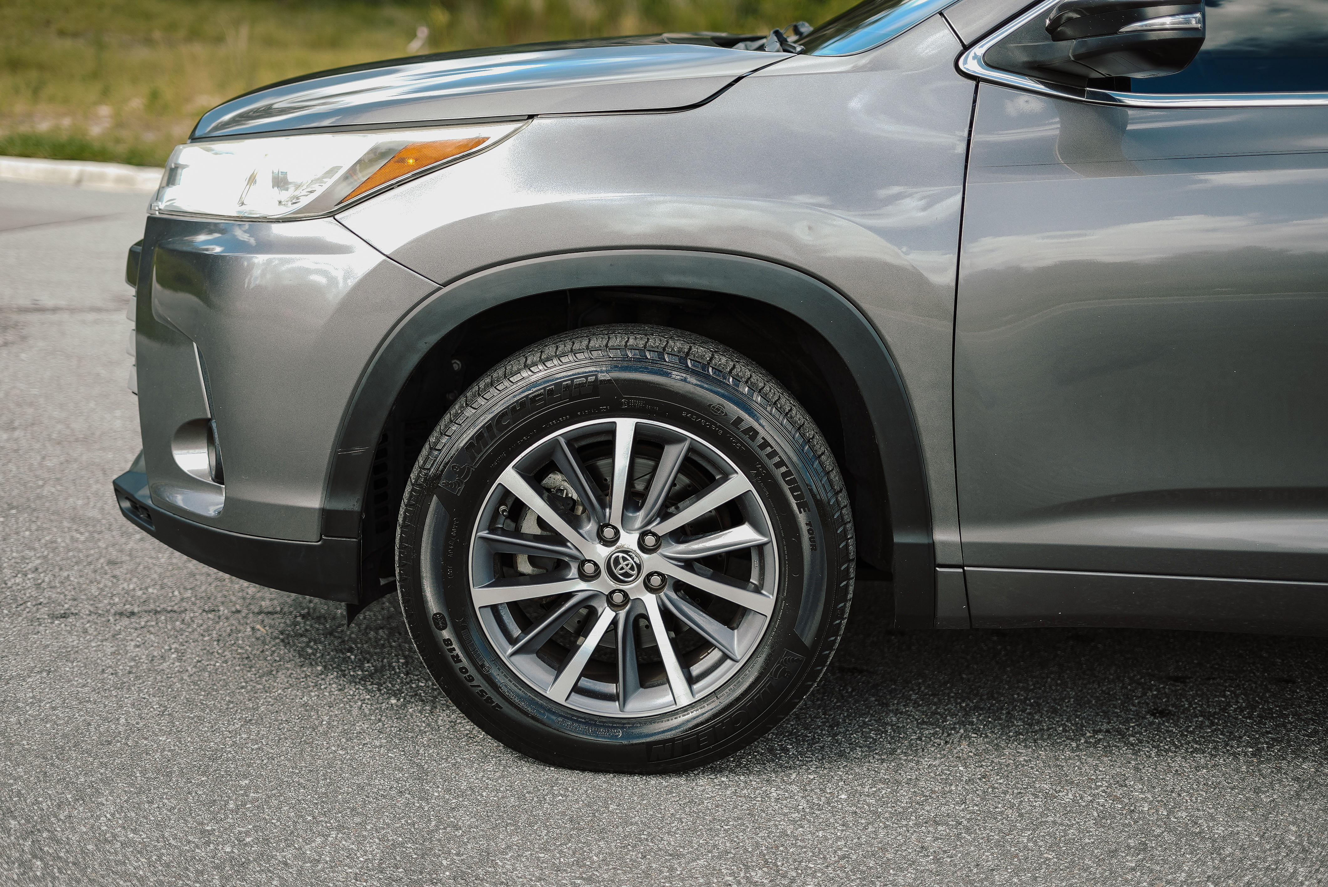 Used 2017 Toyota Highlander XLE FWD image 14