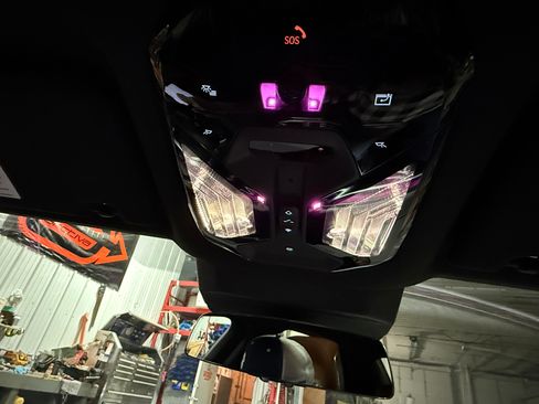 Used 2024 BMW 760i xDrive w/ Executive Package image 13