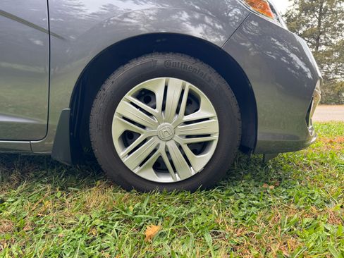 Used 2019 Honda Fit LX image 10