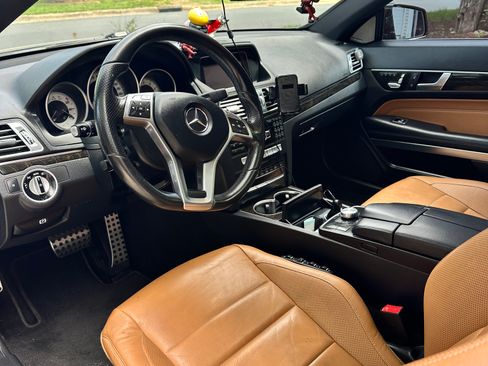 Used 2015 Mercedes-Benz E 400 4MATIC Coupe image 8