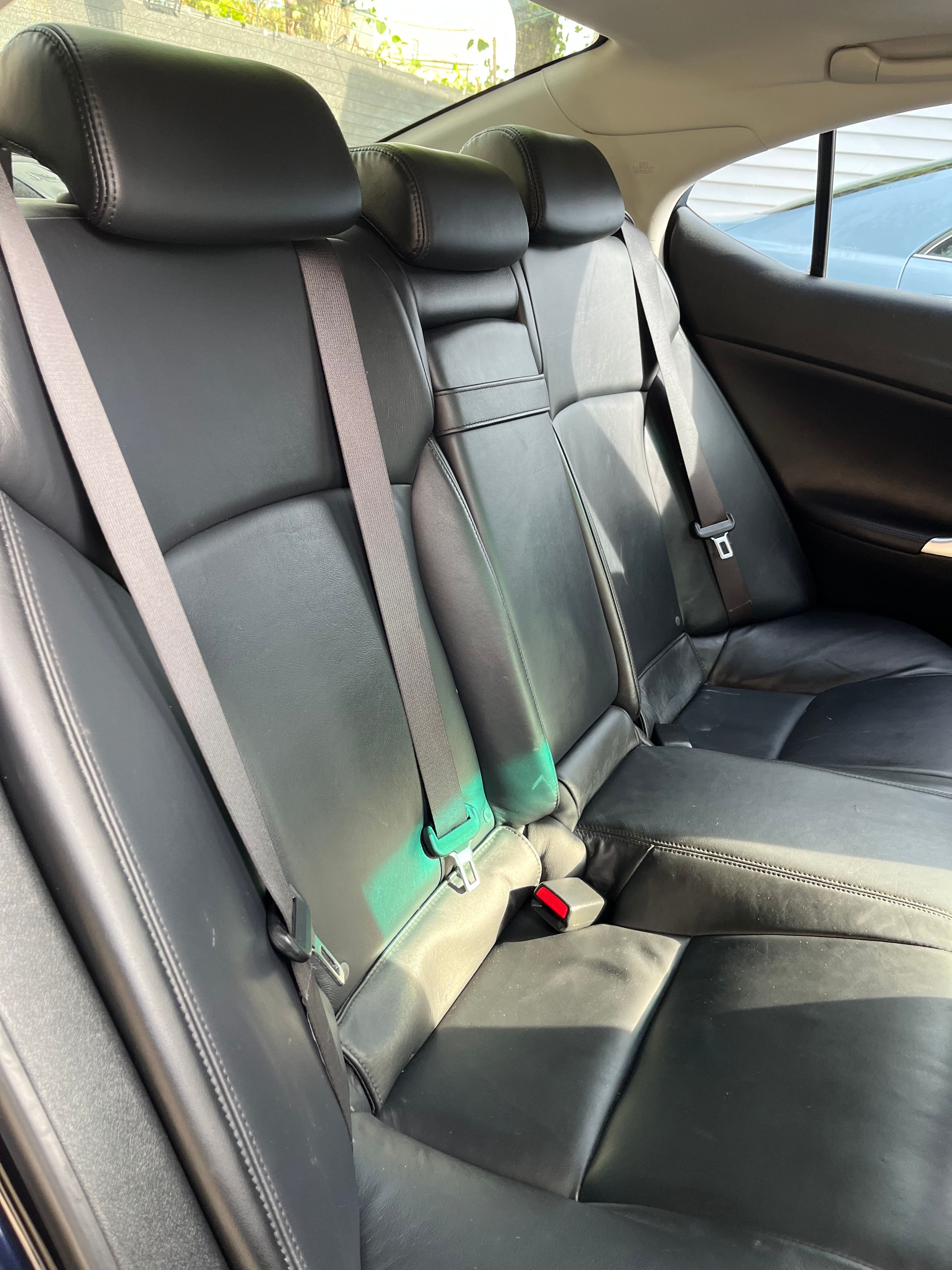 Used 2008 Lexus IS 250 w/ Preferred Accessory Pkg RWD image 10