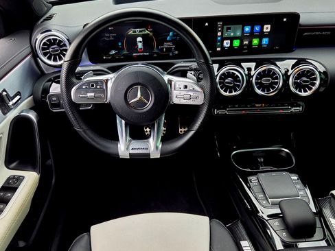 Used 2022 Mercedes-Benz CLA 35 AMG 4MATIC image 15