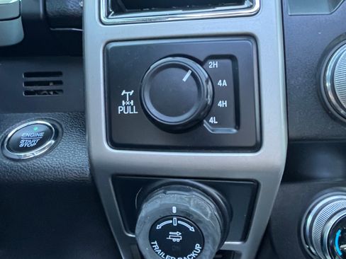 Used 2019 Ford F150 Lariat w/ Equipment Group 502A Luxury image 28