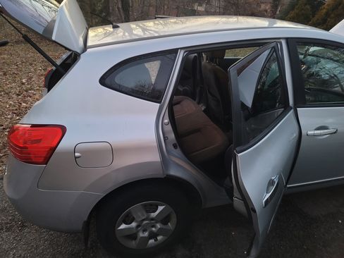 Used 2011 Nissan Rogue S image 31