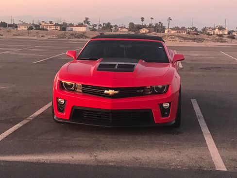 Used 2014 Chevrolet Camaro ZL1 image 1