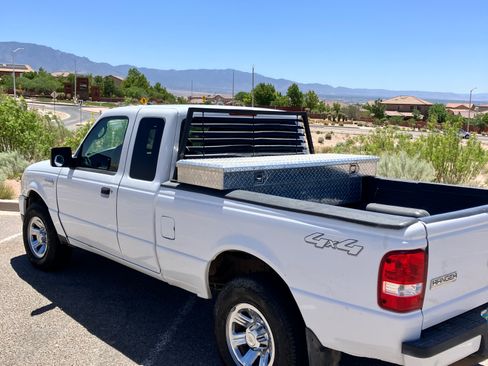 Used 2009 Ford Ranger XLT AWD/4WD image 2