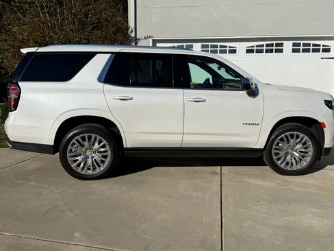 Used 2023 Chevrolet Tahoe Premier w/ Advanced Technology Package image 1