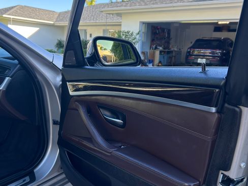 Used 2014 BMW 528i xDrive Sedan image 16