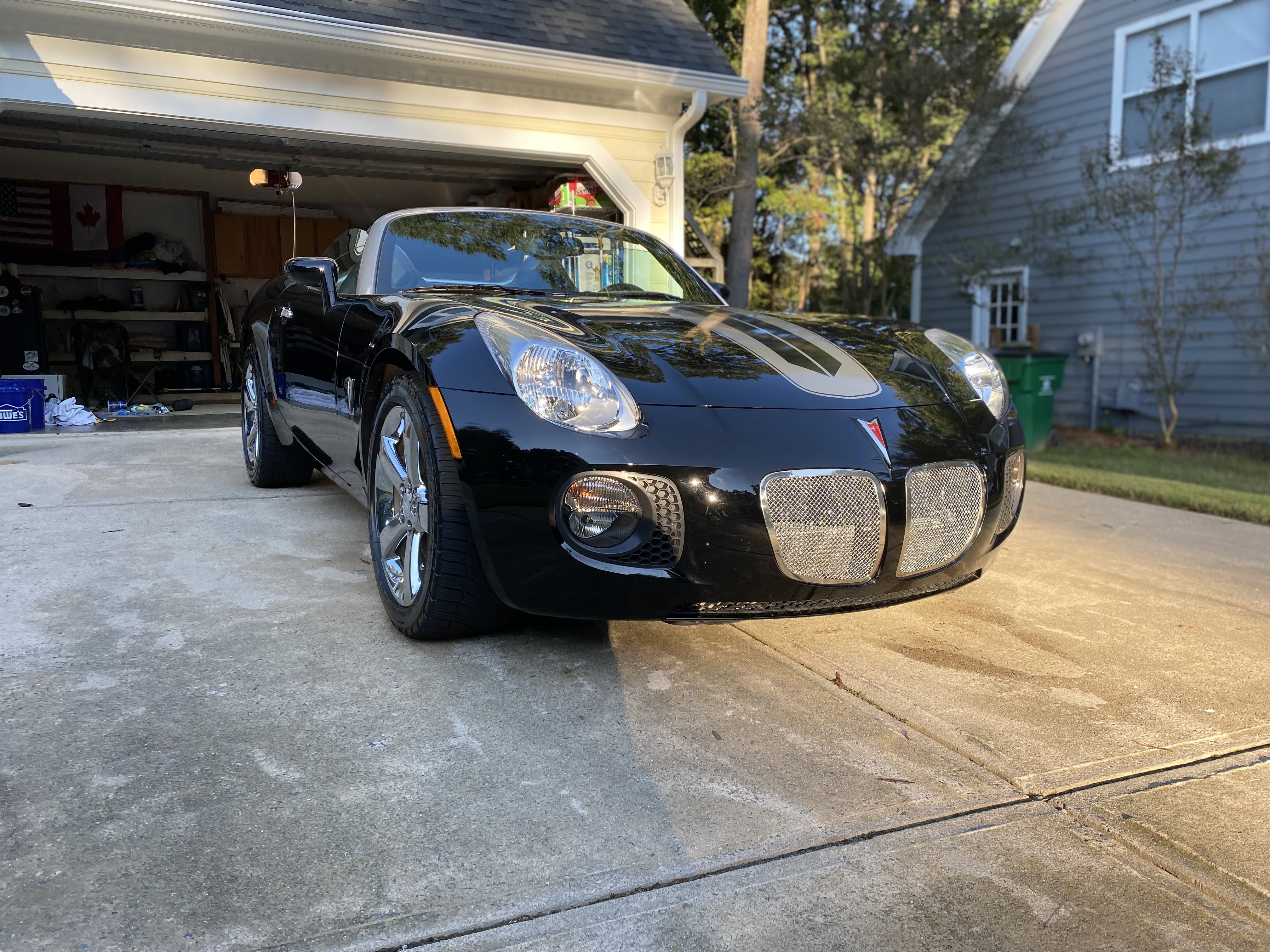 Used 2008 Pontiac Solstice GXP w/ Premium Package RWD image 8