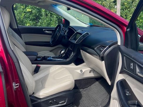 Used 2015 Ford Edge Titanium AWD/4WD image 11