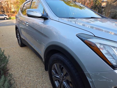 Used 2013 Hyundai Santa Fe Sport image 9