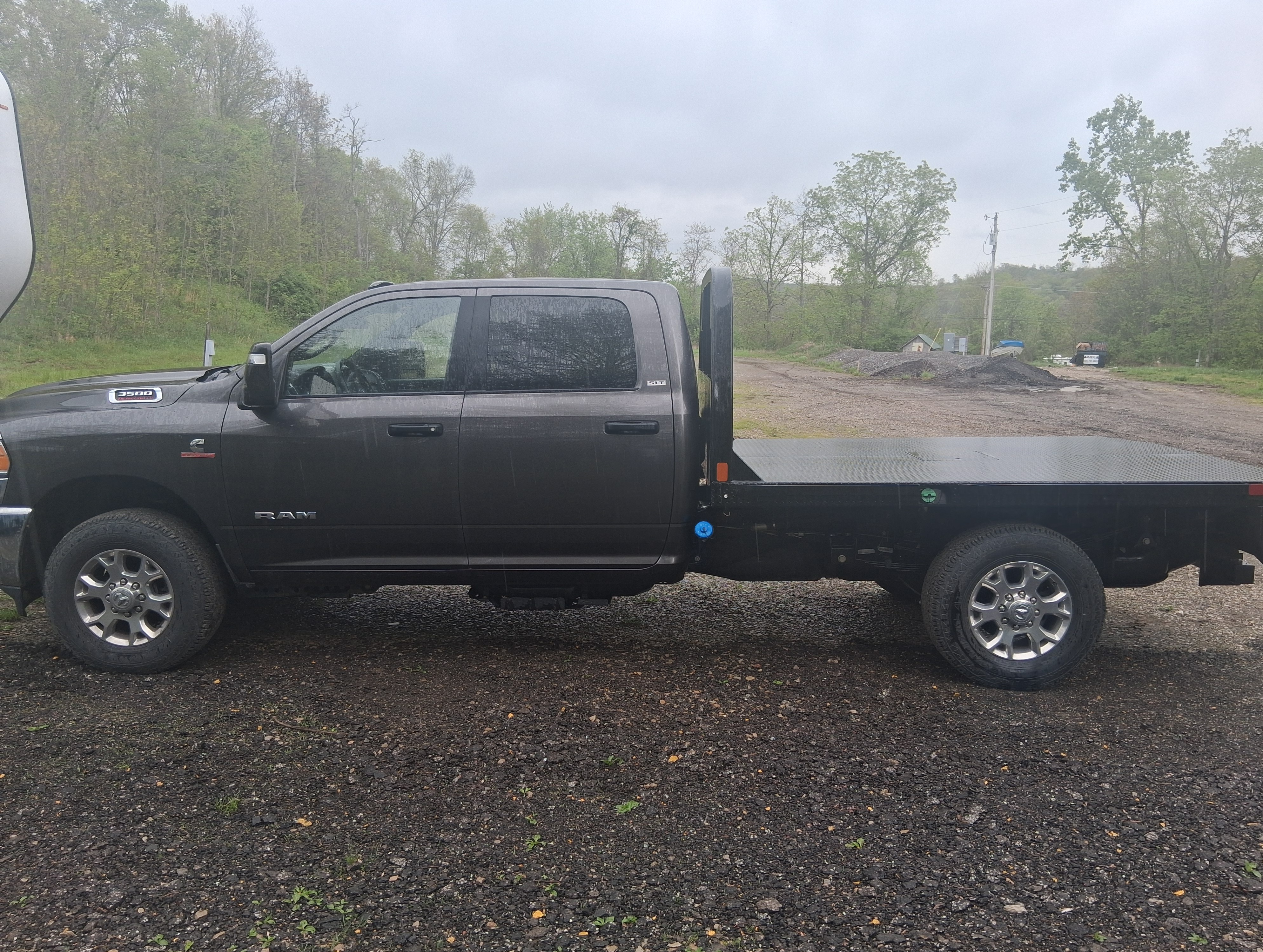 Used 2024 RAM 3500 SLT w/ Quick Order Package 2YG SLT AWD/4WD image 4