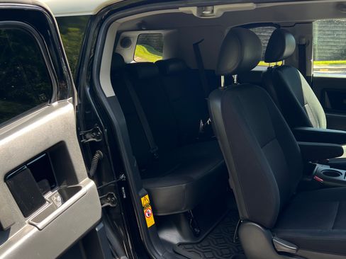 Used 2007 Toyota FJ Cruiser 4WD image 19
