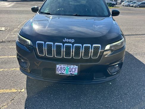 Used 2022 Jeep Cherokee Latitude Lux w/ Sun & Sound Group image 2