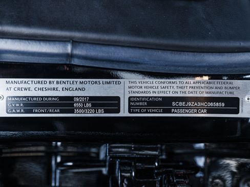 Used 2017 Bentley Flying Spur S W12 image 30