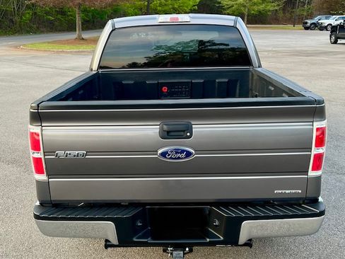 Used 2014 Ford F150 XLT image 4