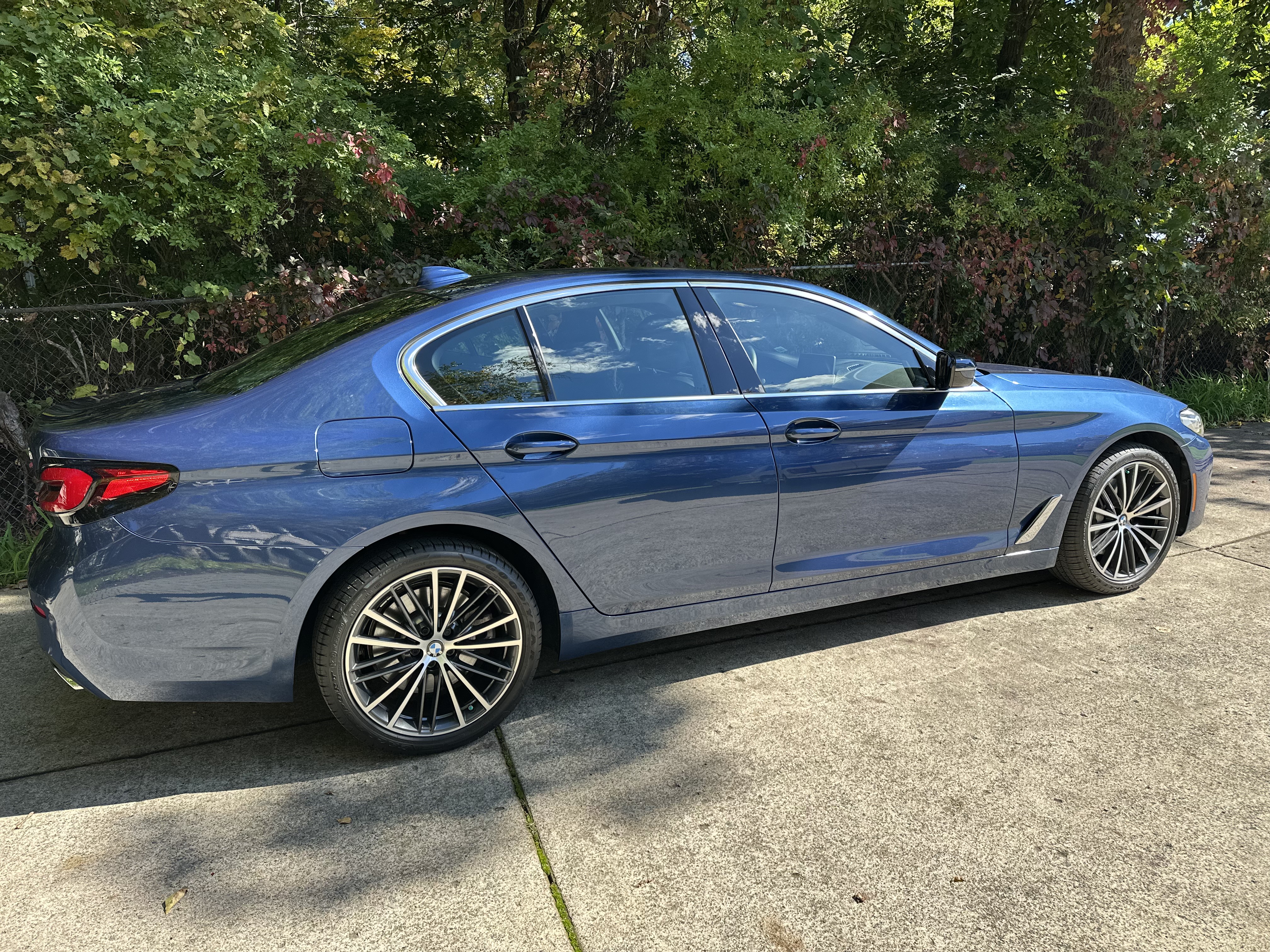 Used 2023 BMW 540i xDrive w/ Premium Package AWD/4WD image 6