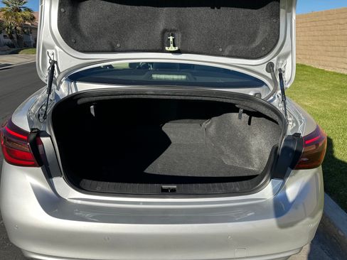 Used 2020 INFINITI Q50 Luxe w/ Essential Package (3.0T Luxe) image 15