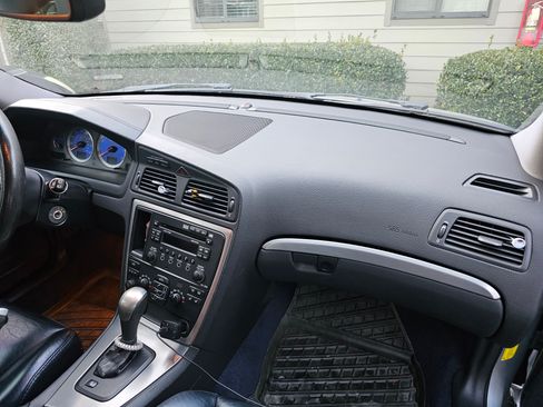 Used 2007 Volvo V70 R image 9