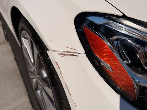 Used 2019 Mercedes-Benz C 300 Sedan image 5