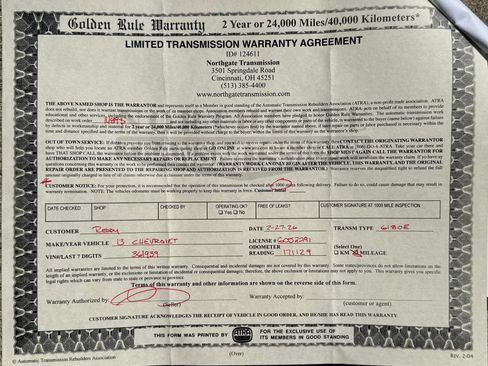 Used 2013 Chevrolet Suburban LT image 16