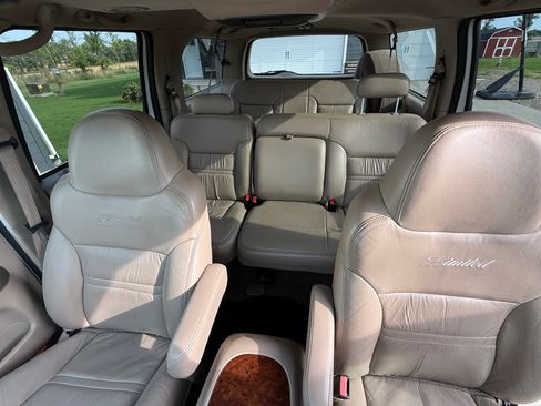 Used 2001 Ford Excursion Limited AWD/4WD image 10
