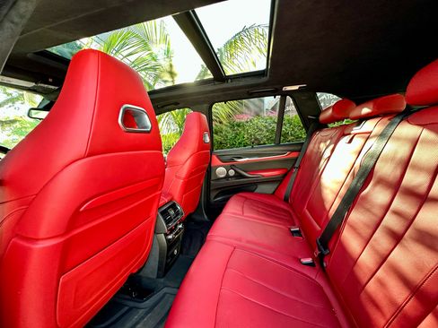 Used 2016 BMW X5 M image 13