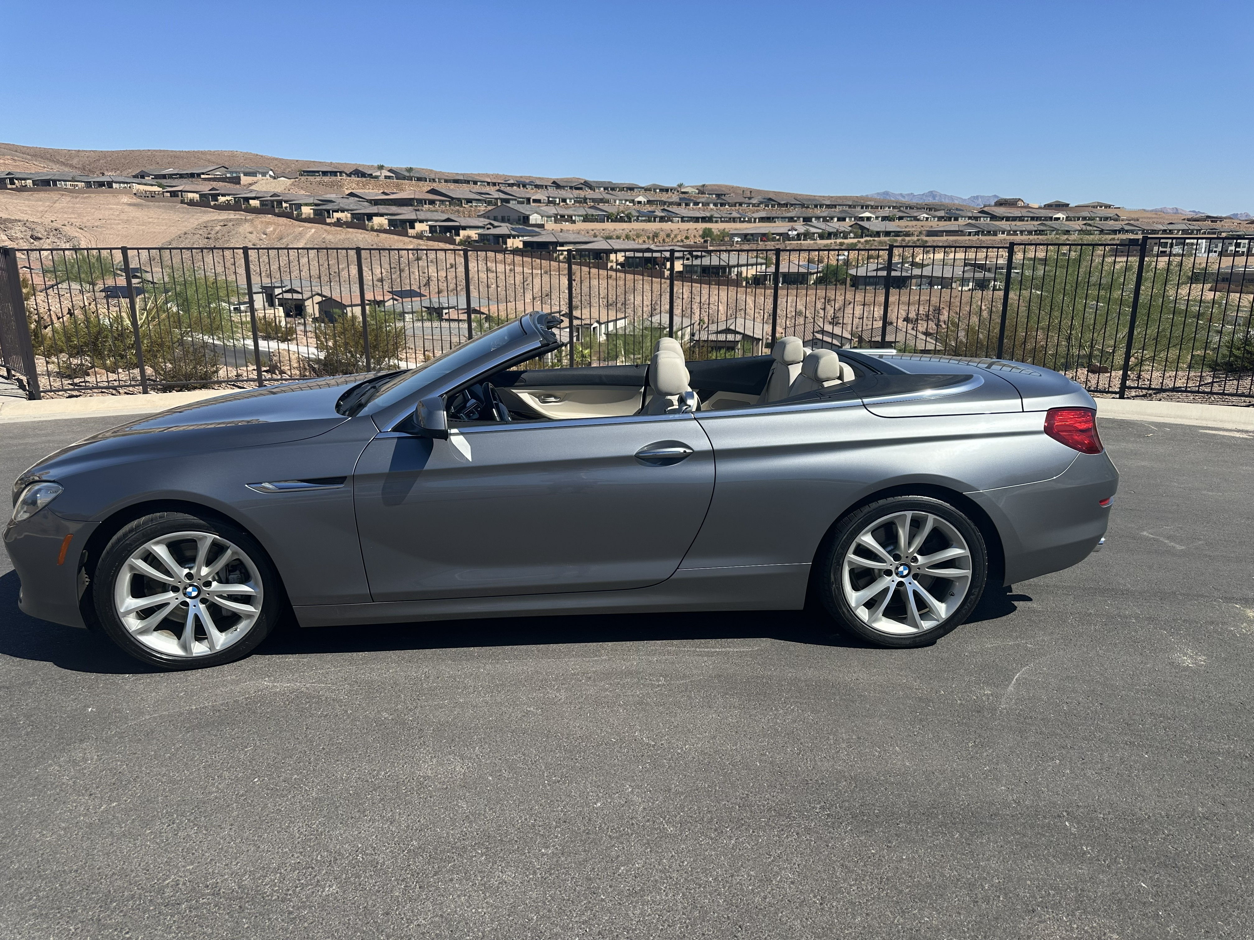 Used 2013 BMW 640i Convertible RWD image 9
