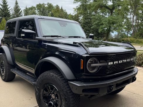 Used 2021 Ford Bronco Wildtrak image 1