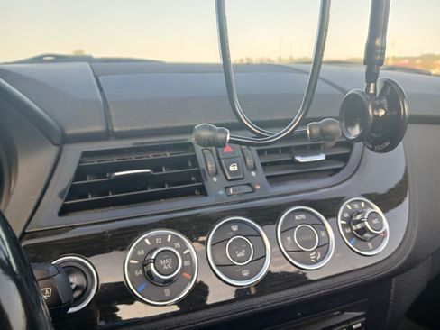 Used 2016 BMW Z4 sDrive35i image 5