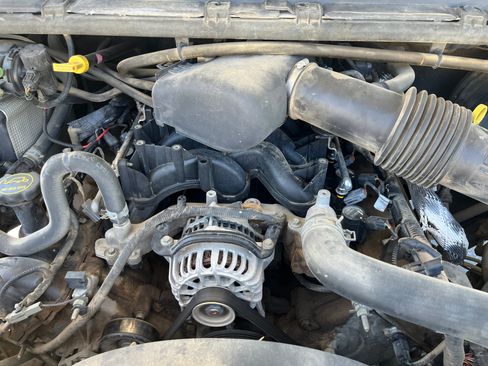 Used 2003 Ford F250 XLT AWD/4WD image 13